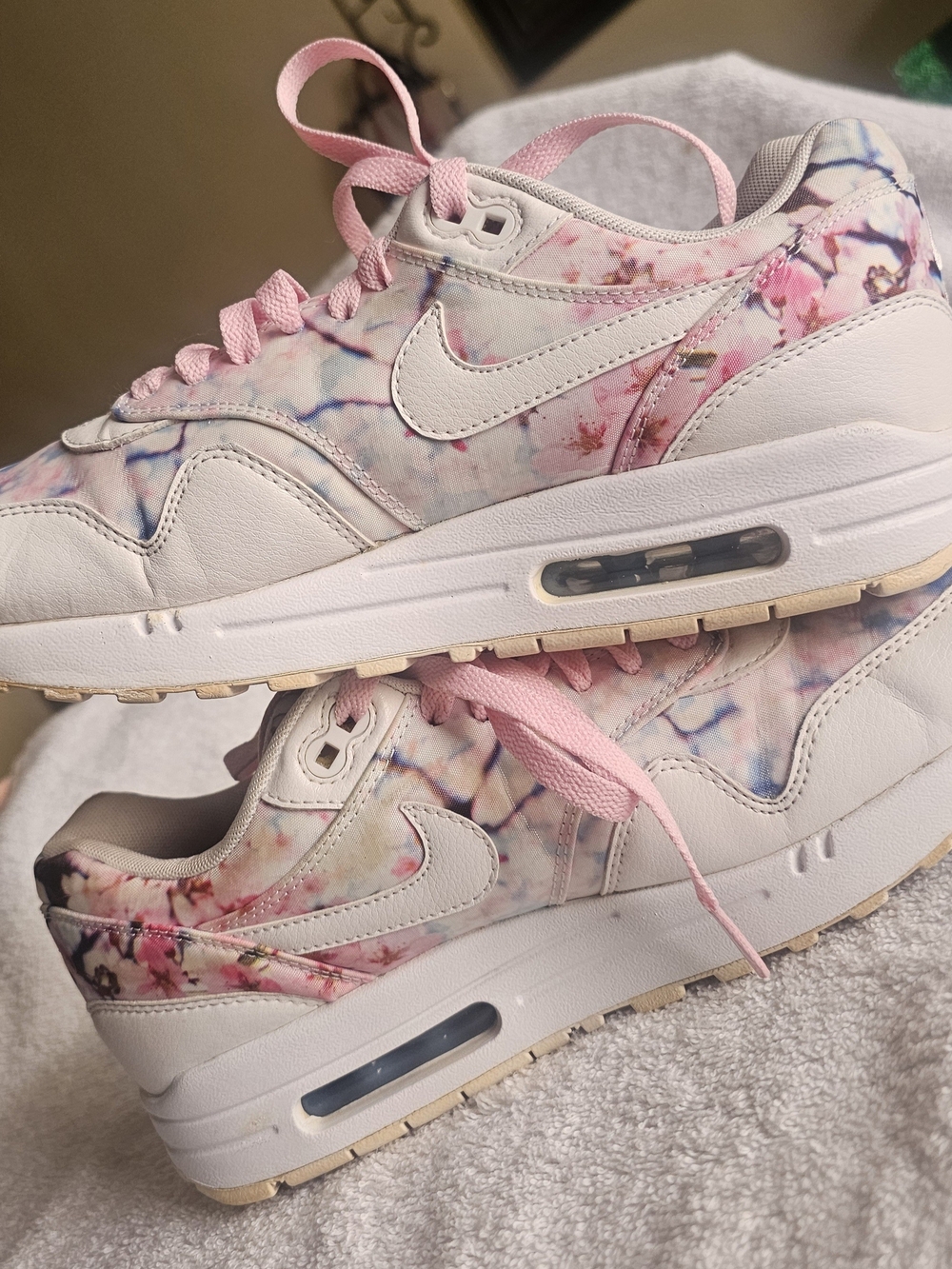 Nike Air Max 1 Print Cherry Blossom Women's Running Shoes Sneakers Size 9..